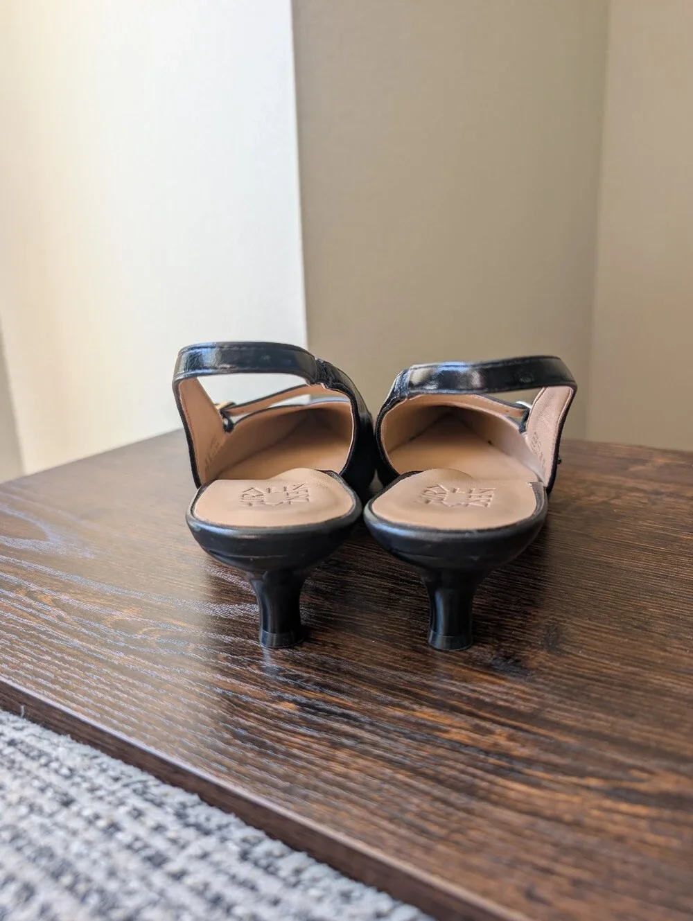 Naturalizer Grayson Black Faux Leather Slingback Kitten Heel Dress Shoes